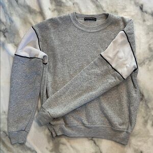 Brandy Melville Gray and White women’s sweatshirt